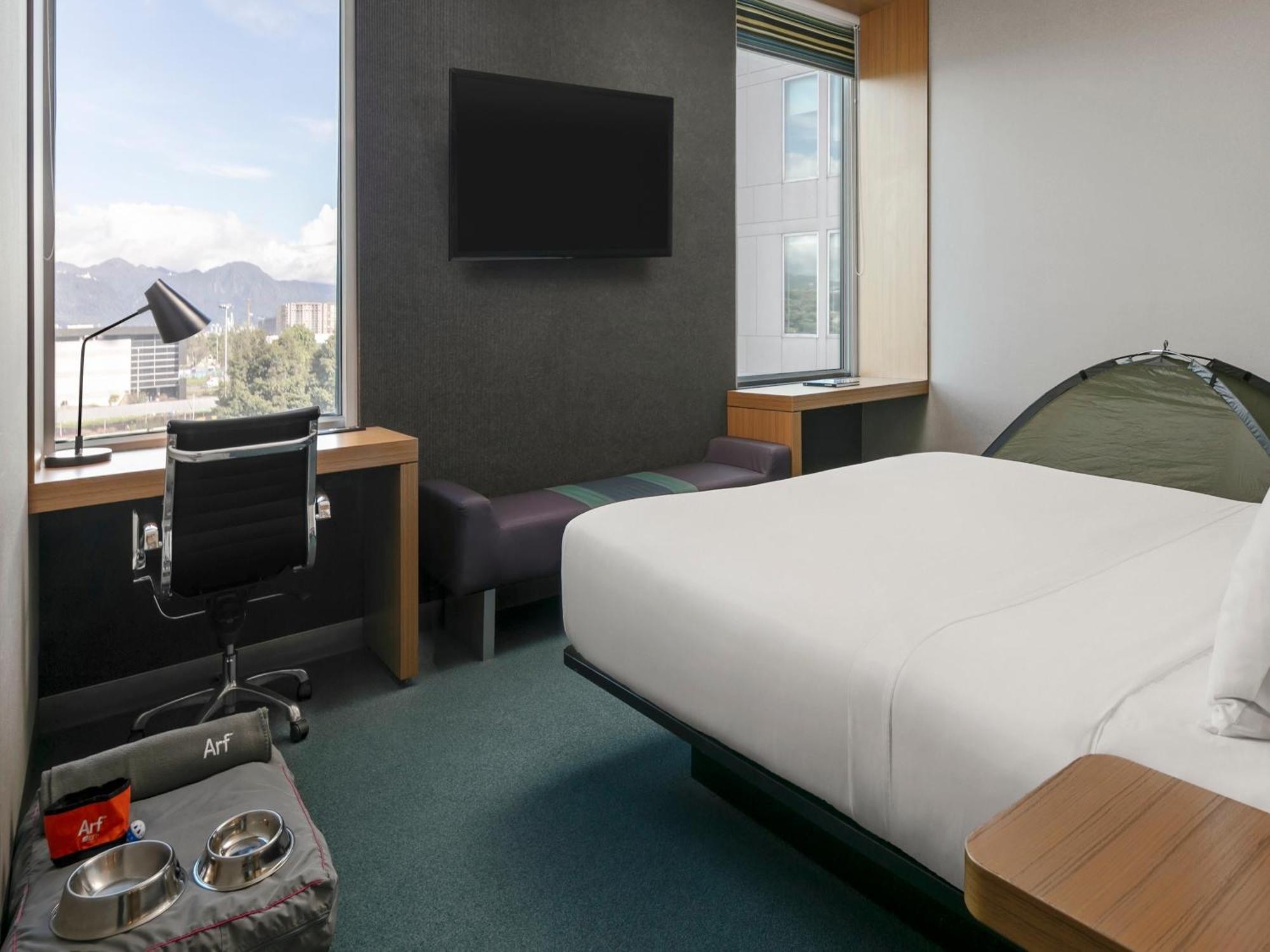 เอลอฟท์ โบโกตา แอร์พอร์ต Hotel ภายนอก รูปภาพ