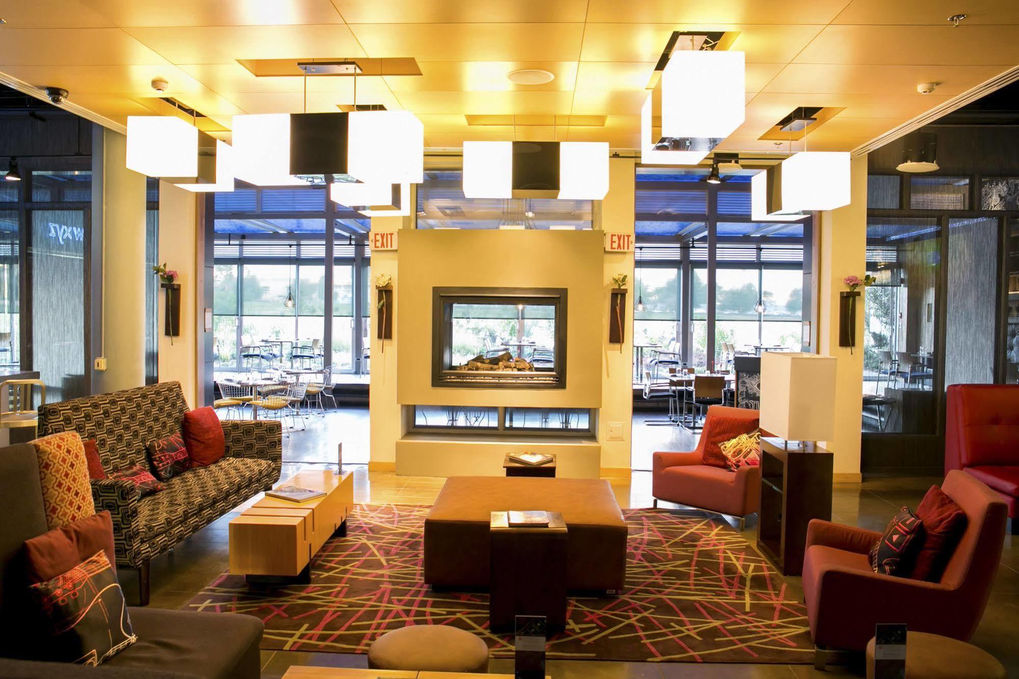 เอลอฟท์ โบโกตา แอร์พอร์ต Hotel ภายนอก รูปภาพ